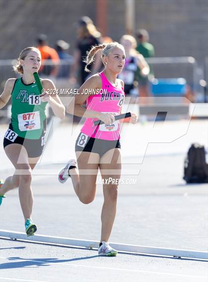 Thumbnail 1 in UF Relays (Saturday - 4 x 800 Meter Heat 1) photogallery.