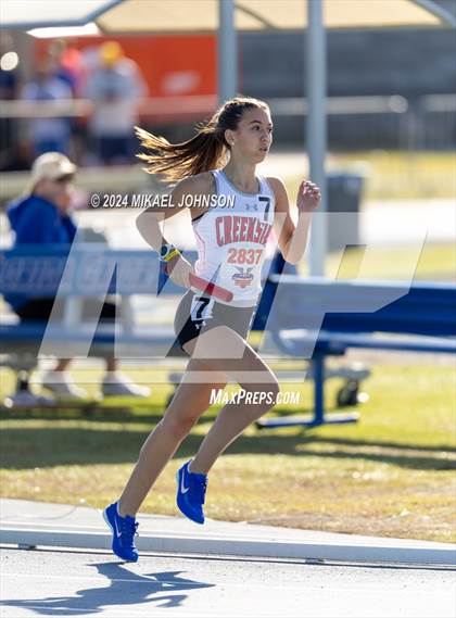 Thumbnail 3 in UF Relays (Saturday - 4 x 800 Meter Heat 1) photogallery.