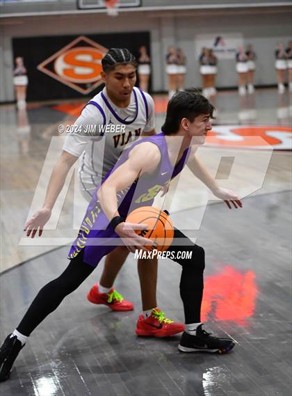 Thumbnail 3 in Vian vs Central (Sequoyah County Tournament) photogallery.