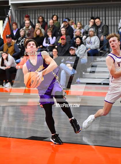 Thumbnail 1 in Vian vs Central (Sequoyah County Tournament) photogallery.
