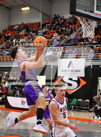Thumbnail 2 in Vian vs Central (Sequoyah County Tournament) photogallery.