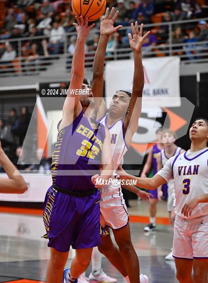 Thumbnail 2 in Vian vs Central (Sequoyah County Tournament) photogallery.
