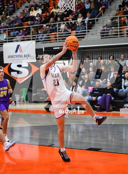 Thumbnail 2 in Vian vs Central (Sequoyah County Tournament) photogallery.