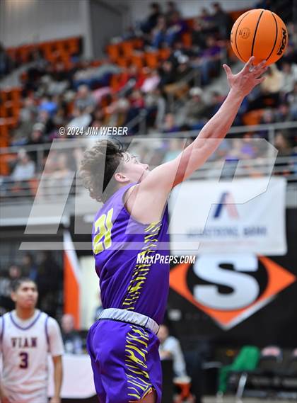 Thumbnail 3 in Vian vs Central (Sequoyah County Tournament) photogallery.