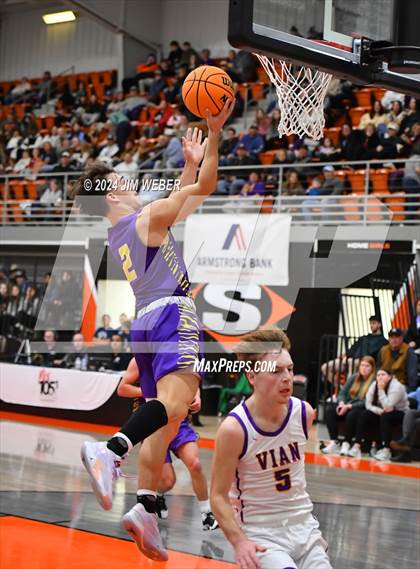 Thumbnail 3 in Vian vs Central (Sequoyah County Tournament) photogallery.