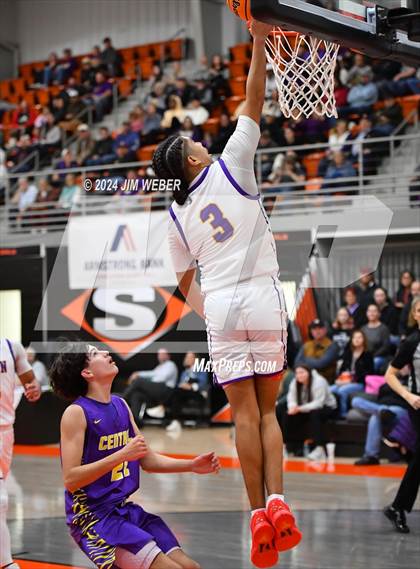 Thumbnail 3 in Vian vs Central (Sequoyah County Tournament) photogallery.