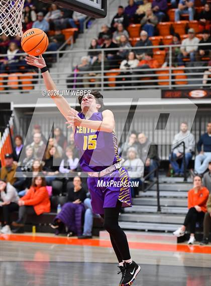 Thumbnail 2 in Vian vs Central (Sequoyah County Tournament) photogallery.