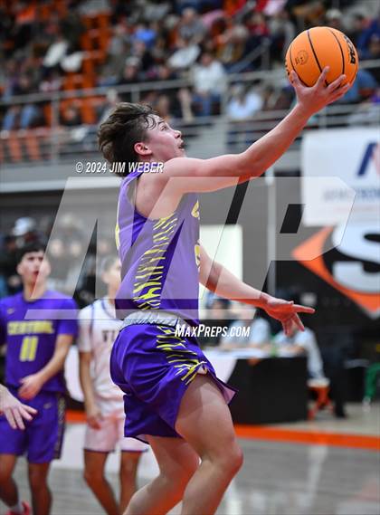 Thumbnail 2 in Vian vs Central (Sequoyah County Tournament) photogallery.