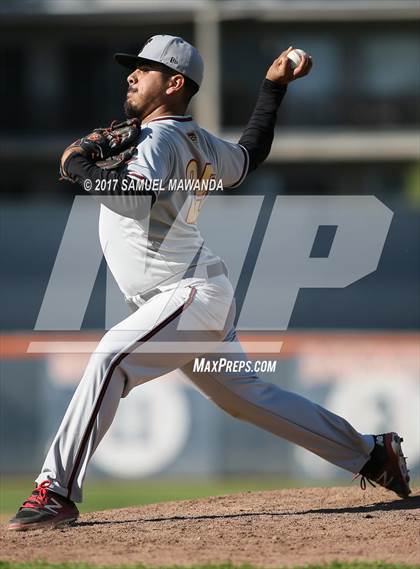 Thumbnail 2 in Taft vs Chatsworth photogallery.