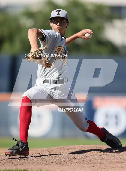 Thumbnail 2 in Taft vs Chatsworth photogallery.