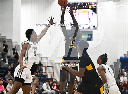 Thumbnail 3 in Montverde Academy vs La Lumiere (Metro Classic) photogallery.