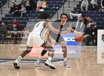 Thumbnail 3 in Montverde Academy vs La Lumiere (Metro Classic) photogallery.