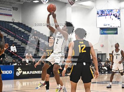 Thumbnail 2 in Montverde Academy vs La Lumiere (Metro Classic) photogallery.
