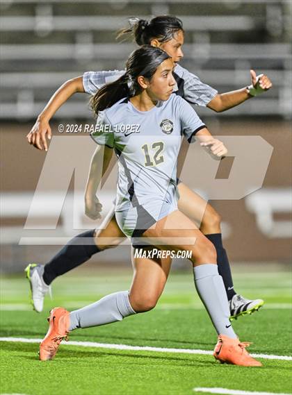 Thumbnail 3 in Randle @ Galena Park (UIL Soccer 5A Region 3 Bi-District) photogallery.