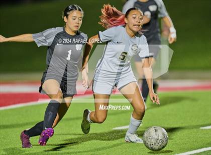 Thumbnail 1 in Randle @ Galena Park (UIL Soccer 5A Region 3 Bi-District) photogallery.