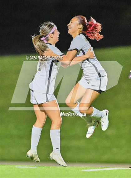 Thumbnail 1 in Randle @ Galena Park (UIL Soccer 5A Region 3 Bi-District) photogallery.