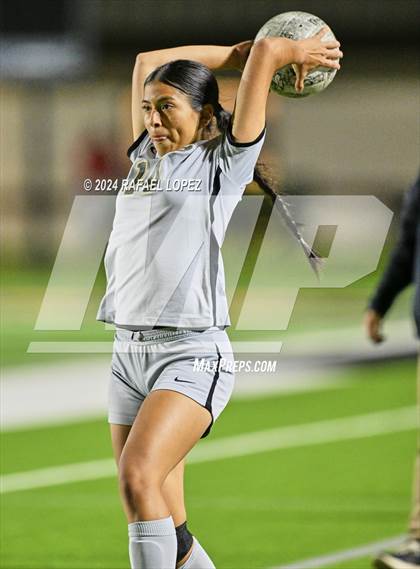 Thumbnail 1 in Randle @ Galena Park (UIL Soccer 5A Region 3 Bi-District) photogallery.