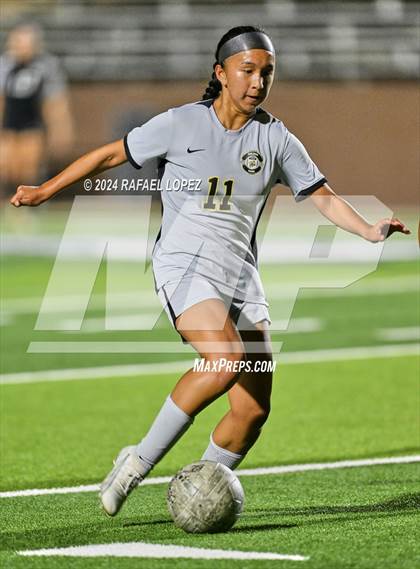 Thumbnail 3 in Randle @ Galena Park (UIL Soccer 5A Region 3 Bi-District) photogallery.
