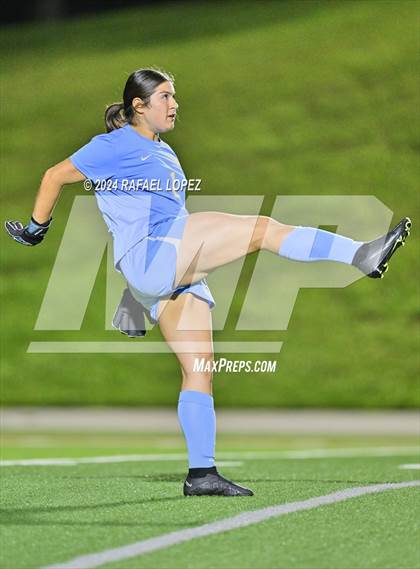 Thumbnail 1 in Randle @ Galena Park (UIL Soccer 5A Region 3 Bi-District) photogallery.