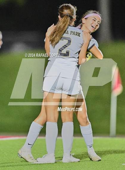 Thumbnail 3 in Randle @ Galena Park (UIL Soccer 5A Region 3 Bi-District) photogallery.