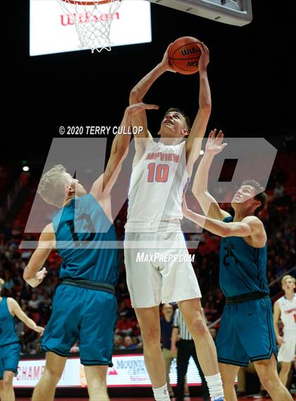 Thumbnail 1 in Farmington vs. Timpview (UHSAA 5A Semifinal) photogallery.