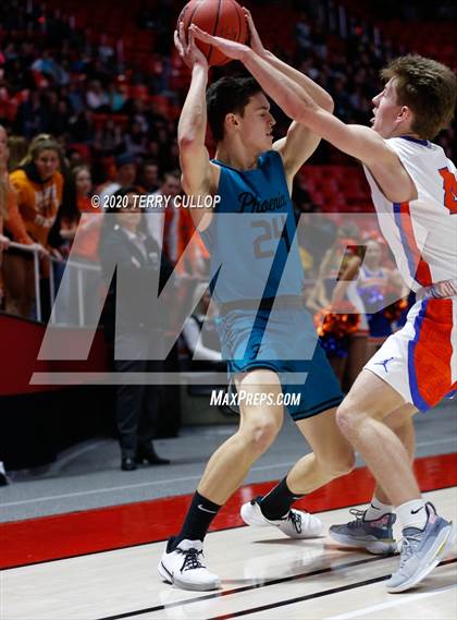 Thumbnail 3 in Farmington vs. Timpview (UHSAA 5A Semifinal) photogallery.