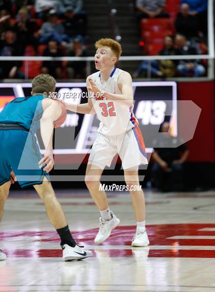 Thumbnail 1 in Farmington vs. Timpview (UHSAA 5A Semifinal) photogallery.
