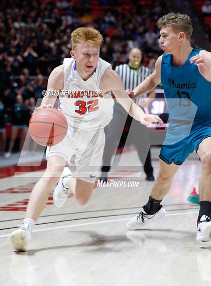 Thumbnail 1 in Farmington vs. Timpview (UHSAA 5A Semifinal) photogallery.