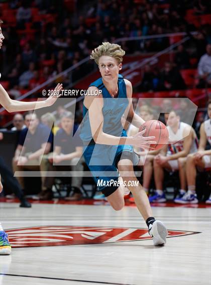 Thumbnail 2 in Farmington vs. Timpview (UHSAA 5A Semifinal) photogallery.