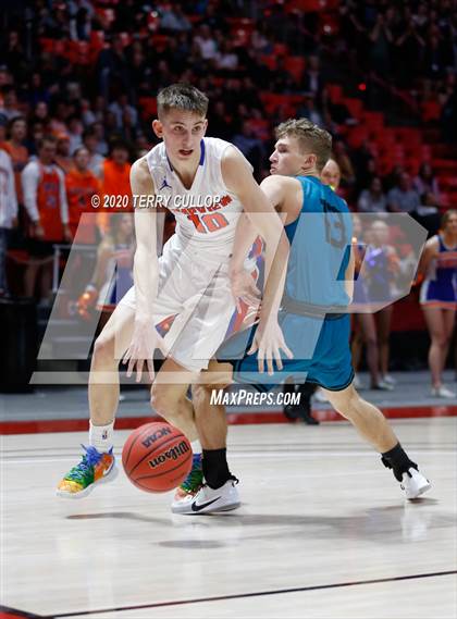 Thumbnail 2 in Farmington vs. Timpview (UHSAA 5A Semifinal) photogallery.