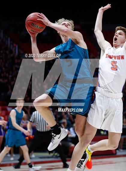 Thumbnail 1 in Farmington vs. Timpview (UHSAA 5A Semifinal) photogallery.