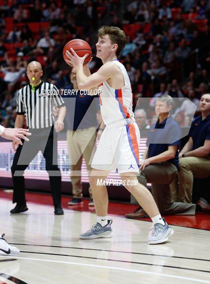 Thumbnail 3 in Farmington vs. Timpview (UHSAA 5A Semifinal) photogallery.