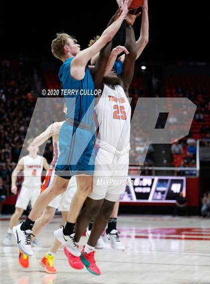 Thumbnail 3 in Farmington vs. Timpview (UHSAA 5A Semifinal) photogallery.