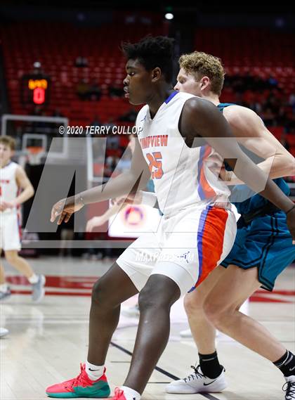 Thumbnail 3 in Farmington vs. Timpview (UHSAA 5A Semifinal) photogallery.