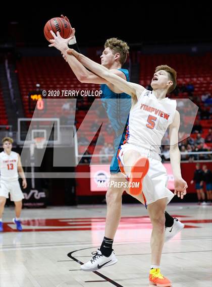 Thumbnail 3 in Farmington vs. Timpview (UHSAA 5A Semifinal) photogallery.