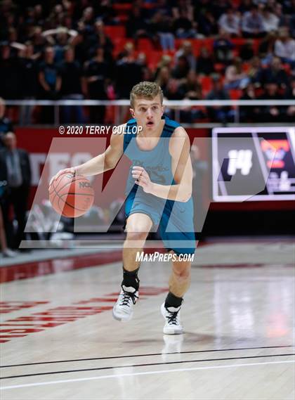 Thumbnail 1 in Farmington vs. Timpview (UHSAA 5A Semifinal) photogallery.