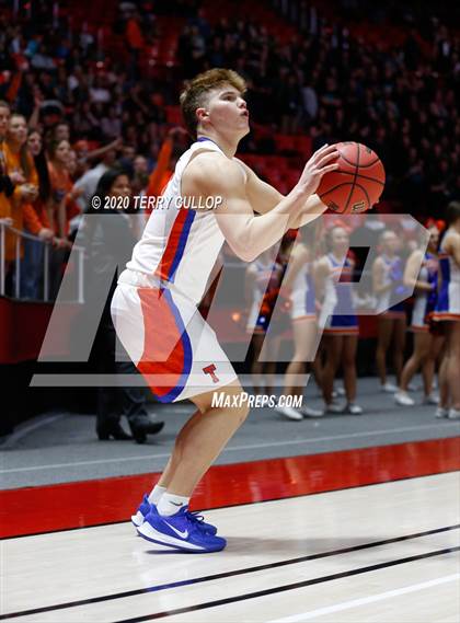 Thumbnail 3 in Farmington vs. Timpview (UHSAA 5A Semifinal) photogallery.
