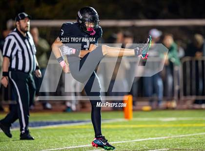 Thumbnail 3 in West Linn @ Lake Oswego photogallery.