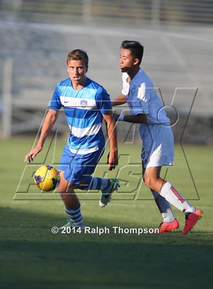 Thumbnail 2 in Davis @ Jesuit (@ Bonney field) photogallery.
