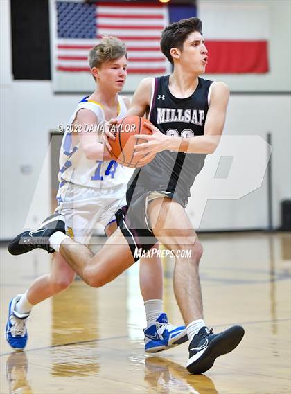Thumbnail 3 in Bryson vs Millsap (Gordon Holiday Ford Classic) photogallery.