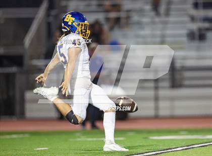 Thumbnail 1 in El Toro @ Fountain Valley photogallery.
