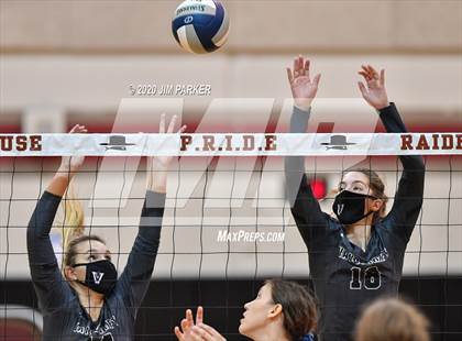 Thumbnail 1 in Vandegrift @ Midway photogallery.
