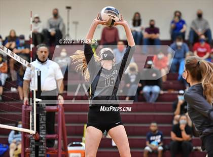 Thumbnail 2 in Vandegrift @ Midway photogallery.