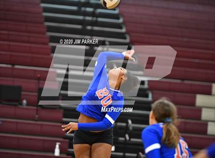 Thumbnail 2 in Vandegrift @ Midway photogallery.