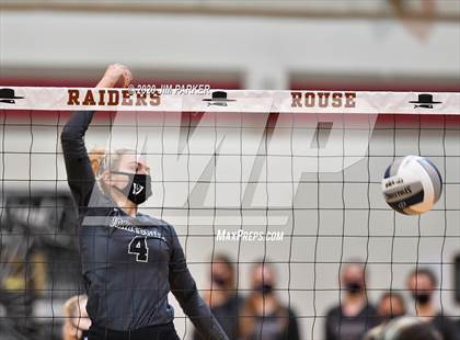 Thumbnail 3 in Vandegrift @ Midway photogallery.