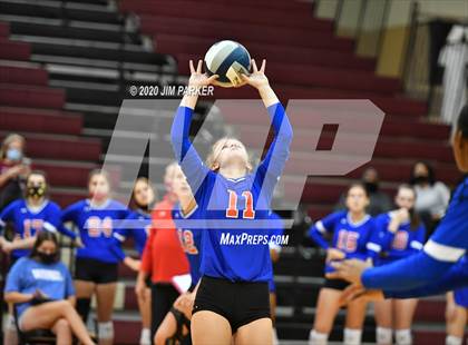 Thumbnail 3 in Vandegrift @ Midway photogallery.