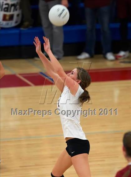 Thumbnail 1 in Menlo-Atherton vs. Palo Alto (CIF CCS D1 Final) photogallery.