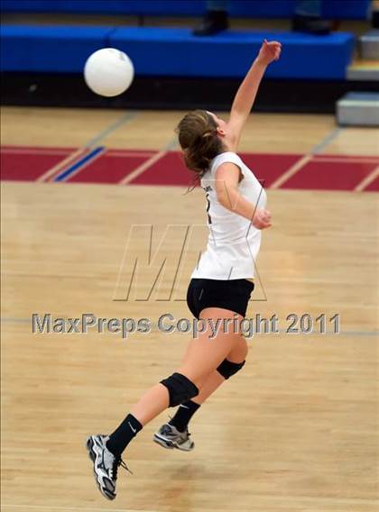 Thumbnail 1 in Menlo-Atherton vs. Palo Alto (CIF CCS D1 Final) photogallery.