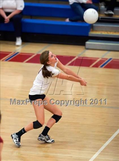 Thumbnail 2 in Menlo-Atherton vs. Palo Alto (CIF CCS D1 Final) photogallery.