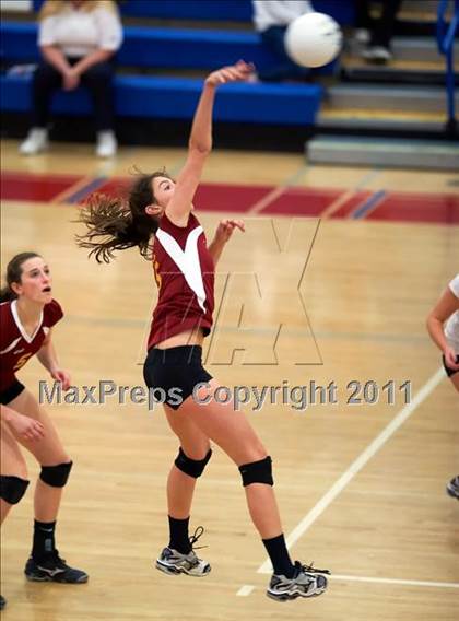 Thumbnail 3 in Menlo-Atherton vs. Palo Alto (CIF CCS D1 Final) photogallery.